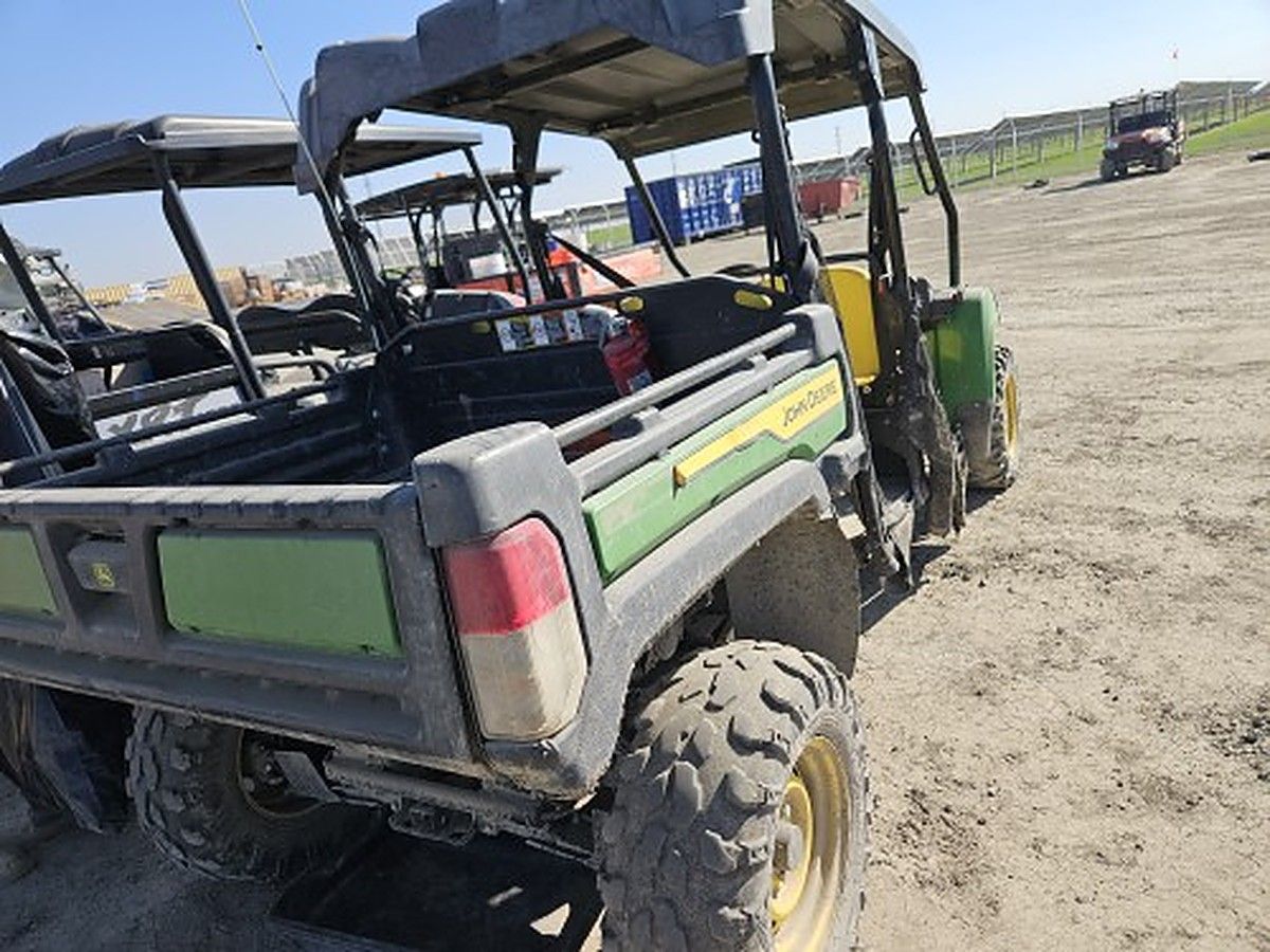 JOHN DEERE XUV855M S4 photo 7