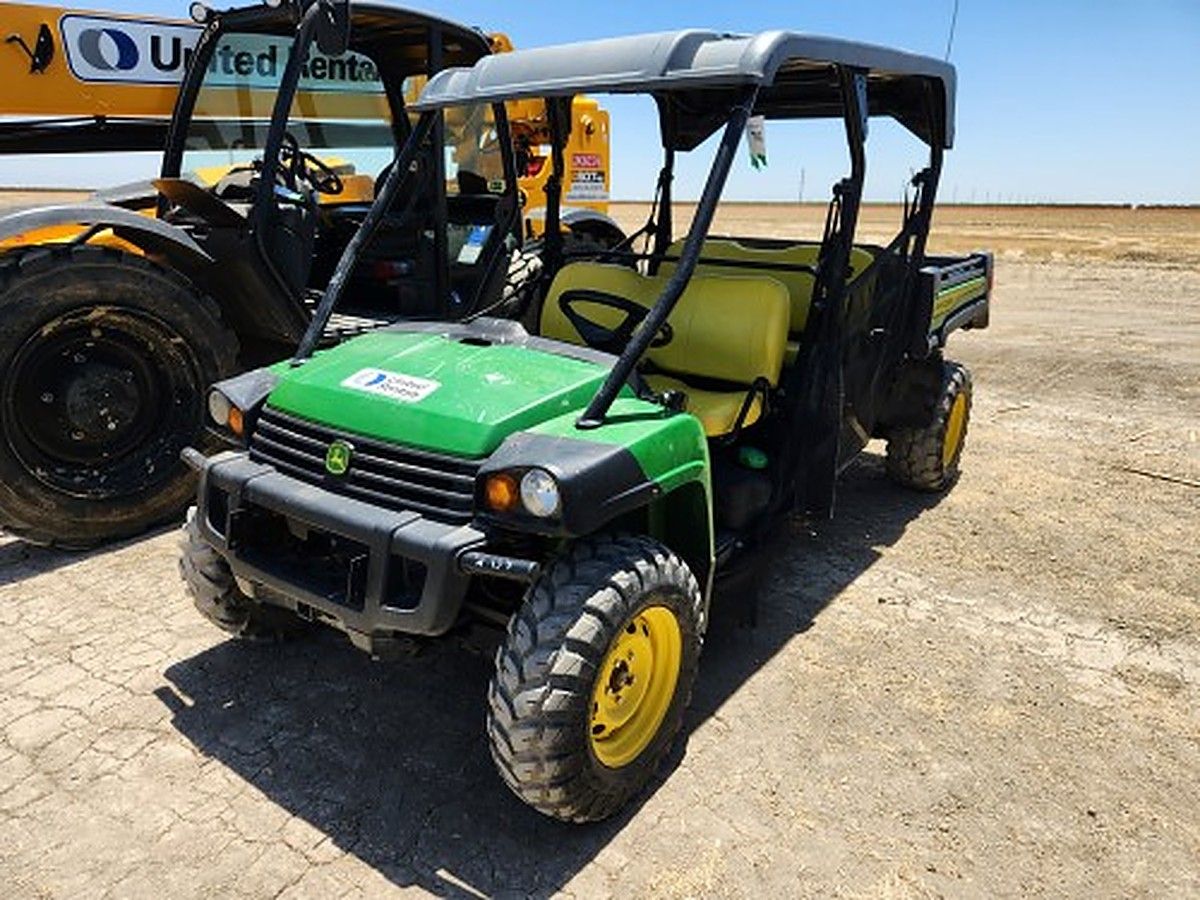 JOHN DEERE XUV855M S4 photo 8