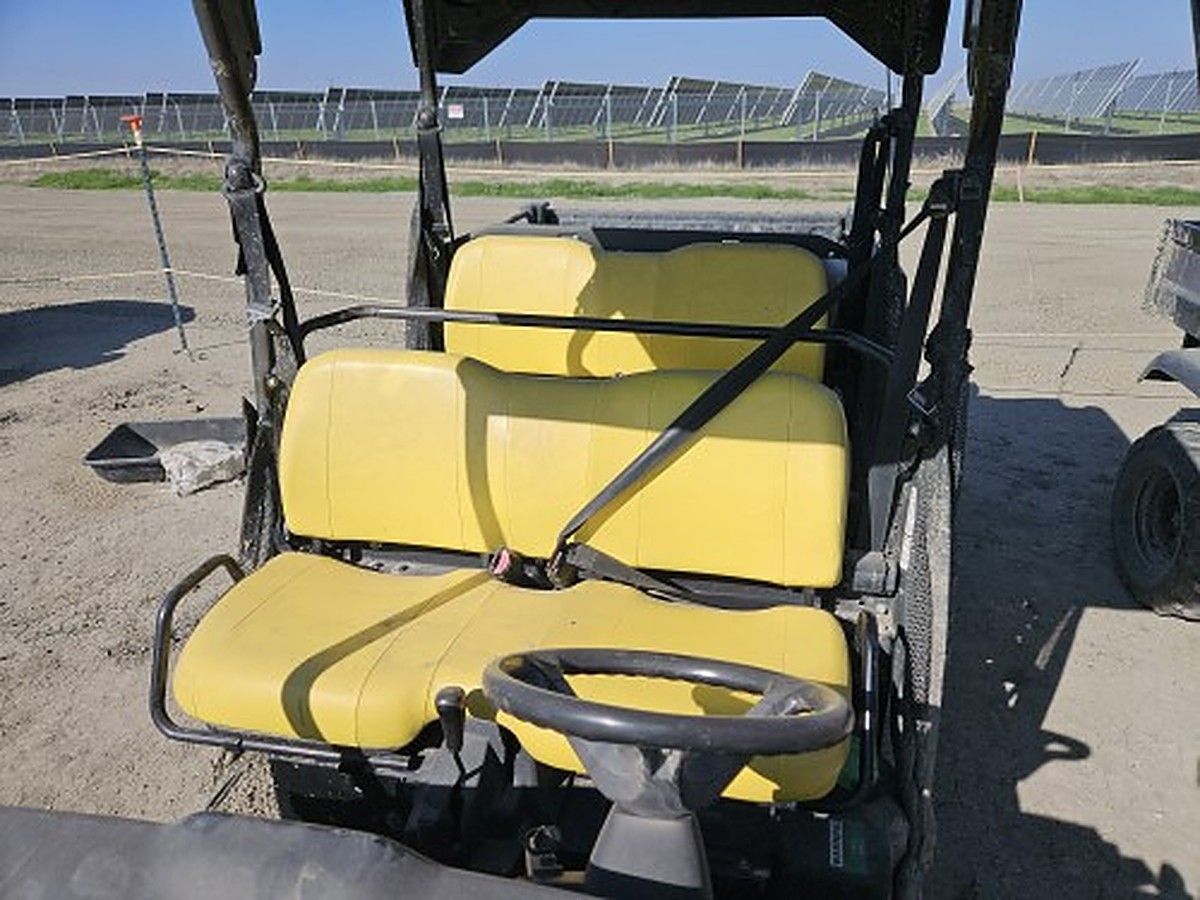 JOHN DEERE XUV855M S4 photo 10