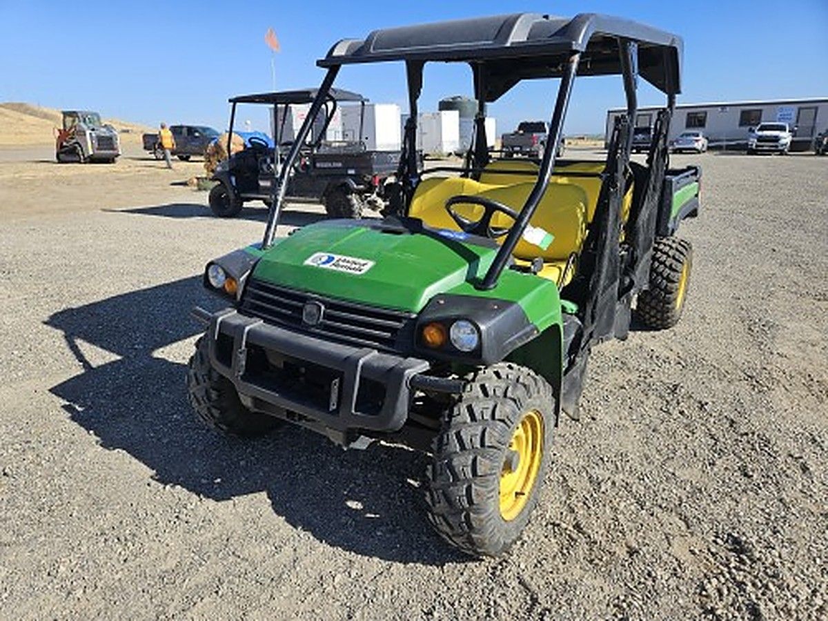 JOHN DEERE XUV855M S4 photo 4