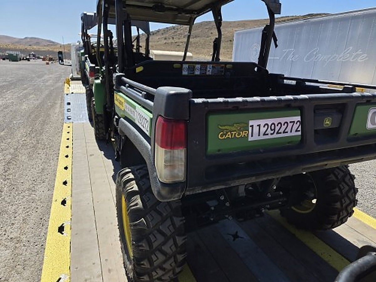 JOHN DEERE XUV855M S4 photo 5