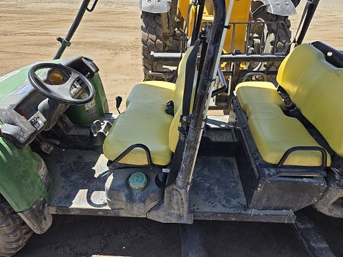 JOHN DEERE XUV855M S4 photo 10