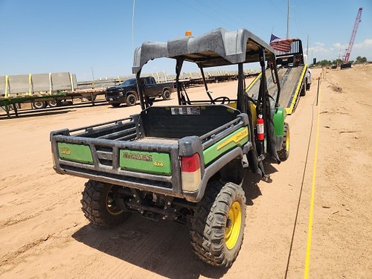 JOHN DEERE XUV855M S4 photo 4