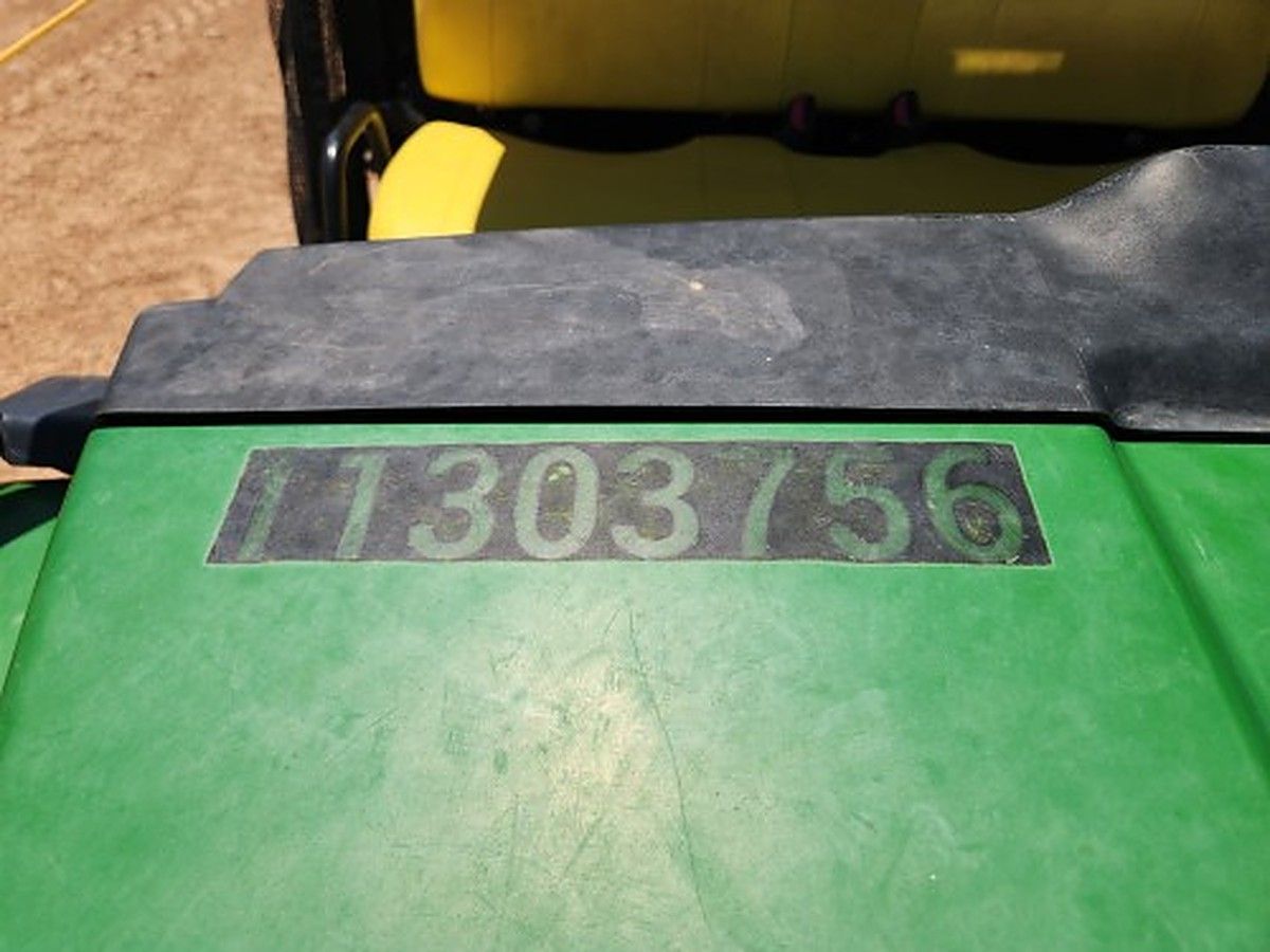 JOHN DEERE XUV855M S4 photo 6