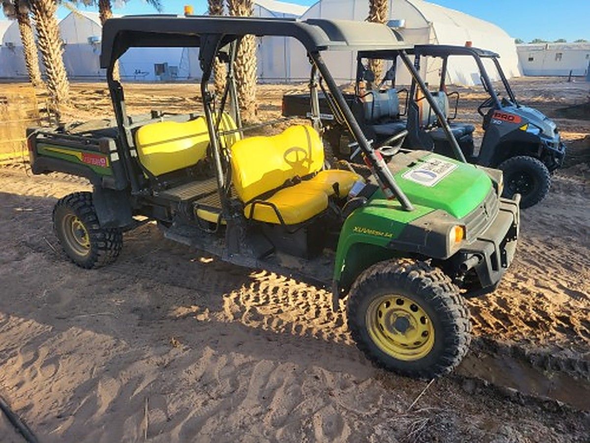 JOHN DEERE XUV855M S4 photo 4