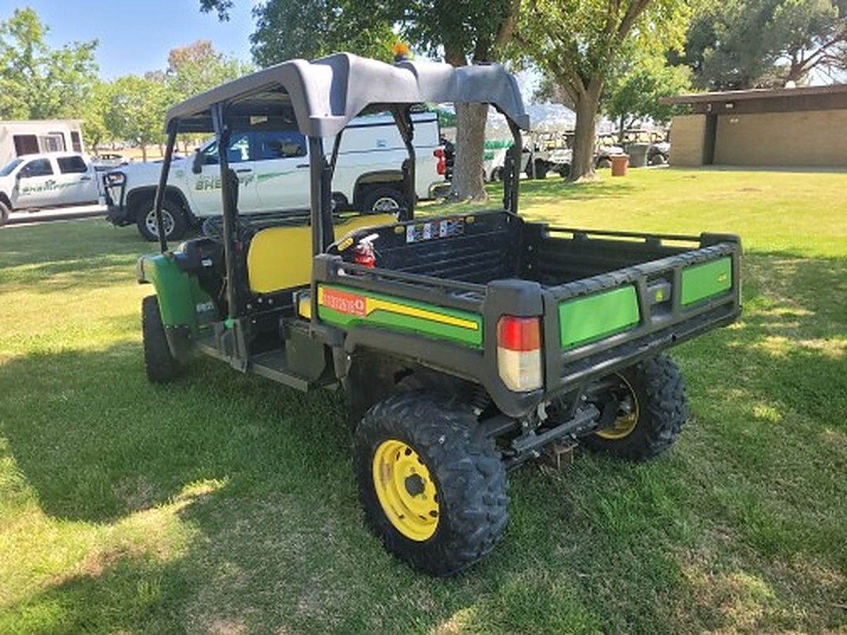 JOHN DEERE XUV855M S4 photo 7