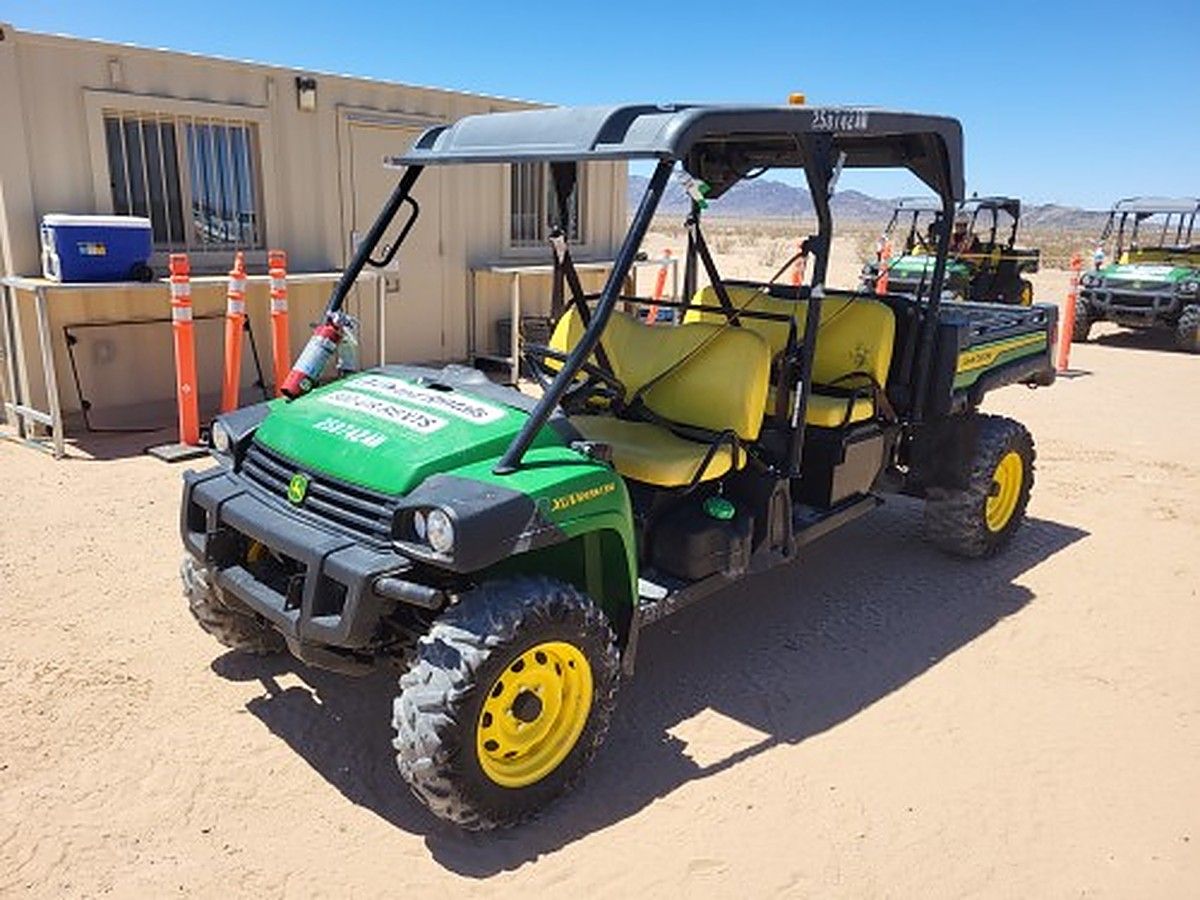 JOHN DEERE XUV855MS4 photo 12
