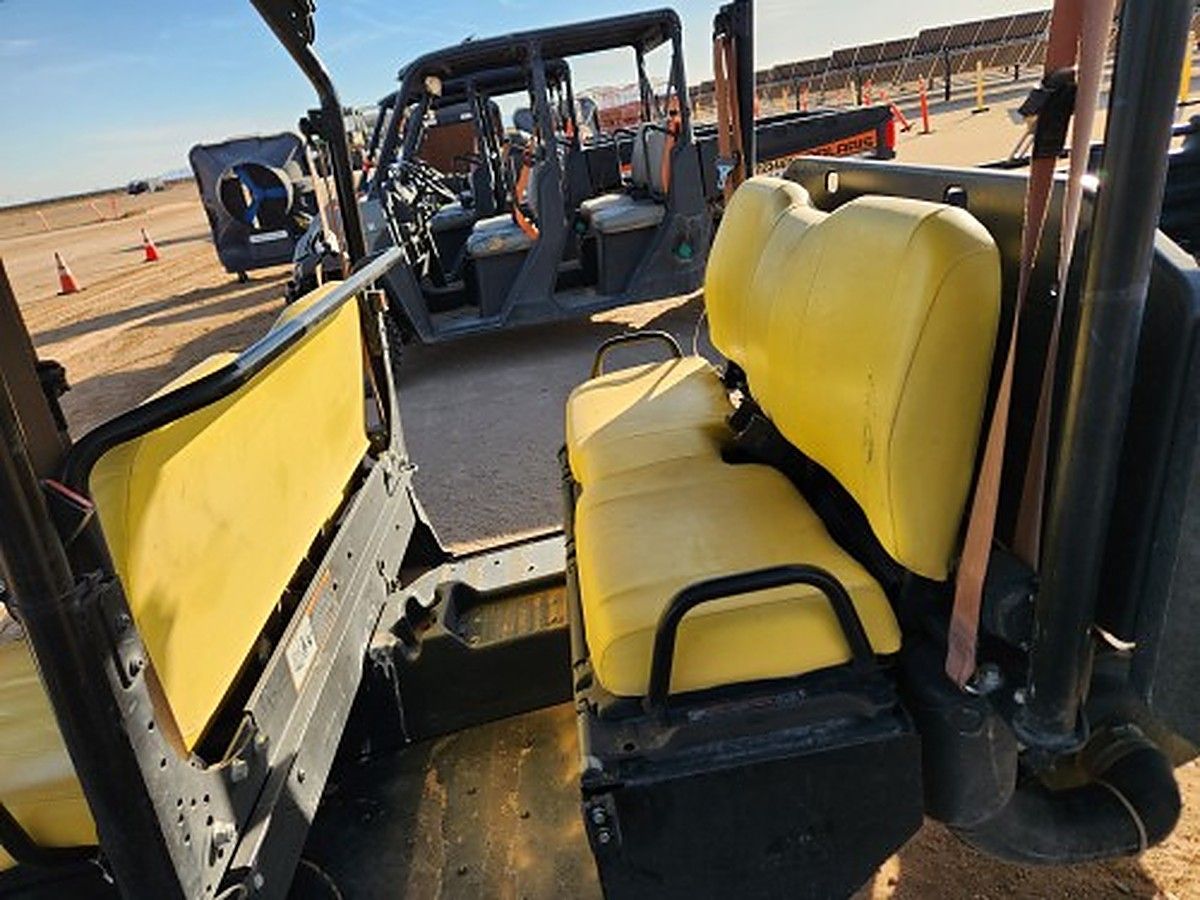 JOHN DEERE XUV855MS4 photo 18