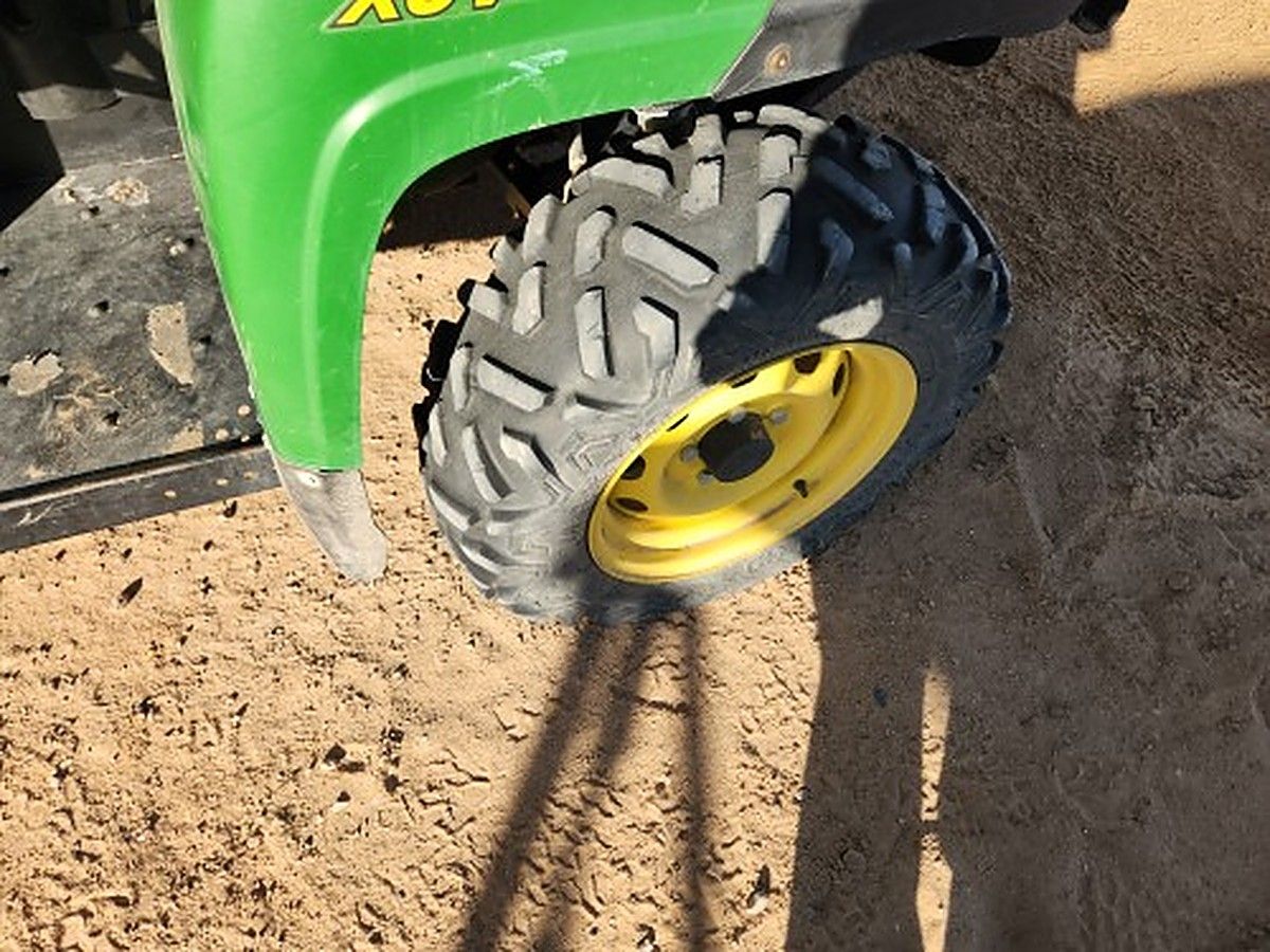 JOHN DEERE XUV855MS4 photo 21