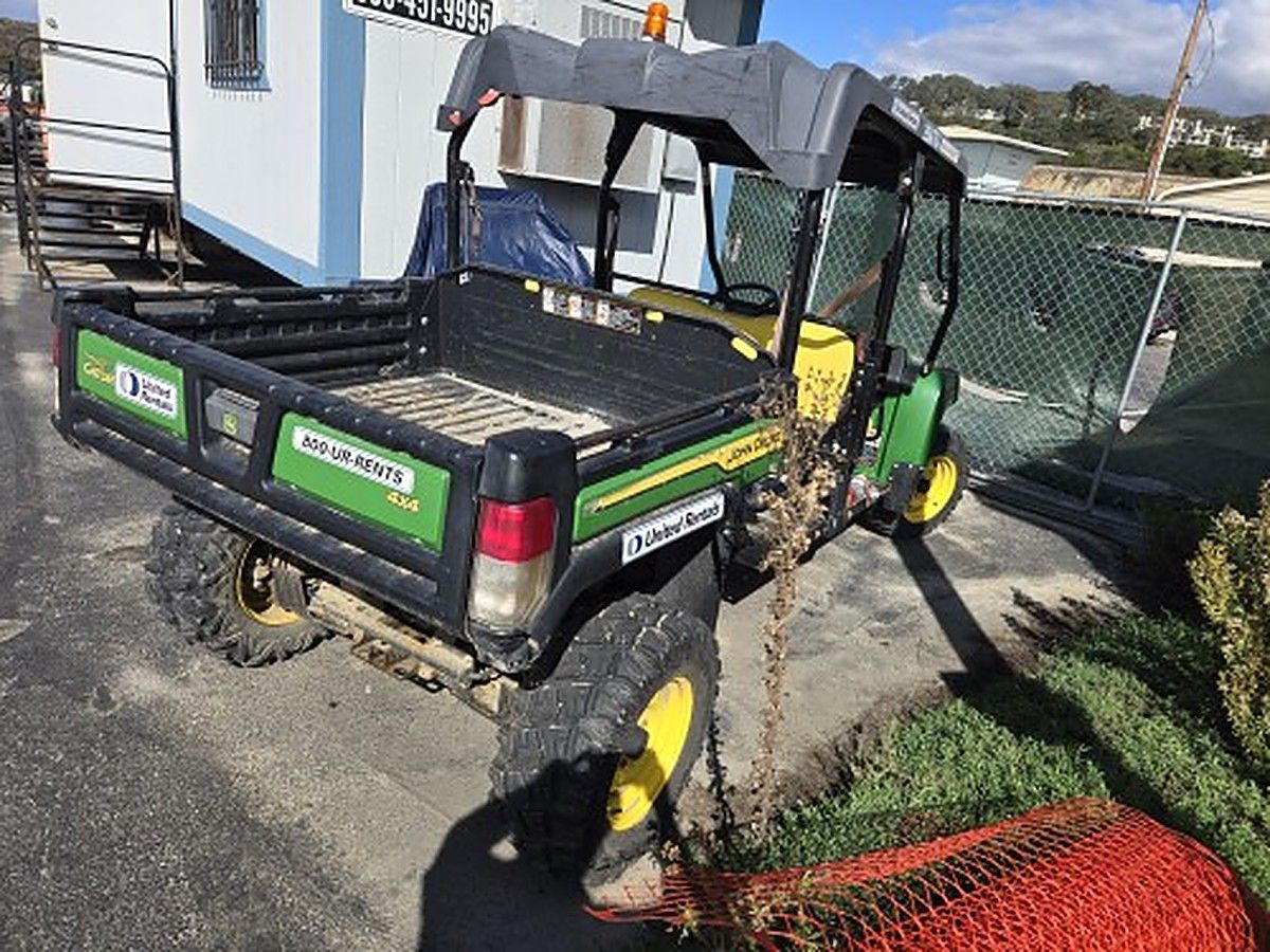 JOHN DEERE XUV855MS4 photo 2