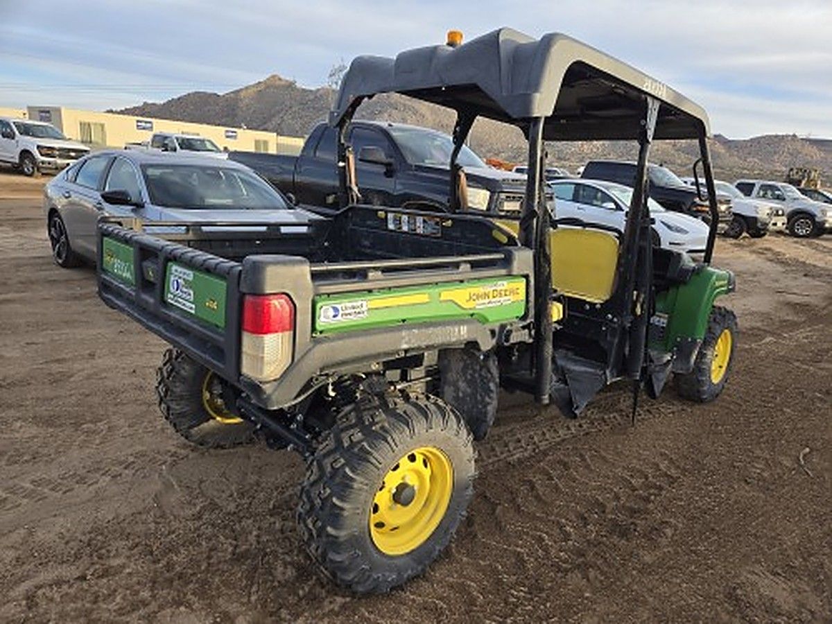 JOHN DEERE XUV855MS4 photo 3