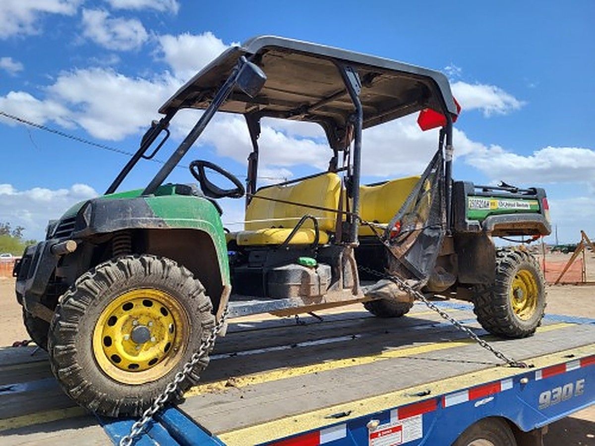 JOHN DEERE XUV855MS4 photo 4