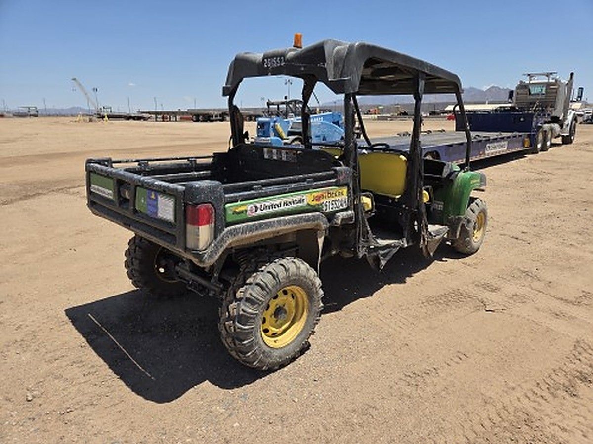 JOHN DEERE XUV855MS4 photo 6