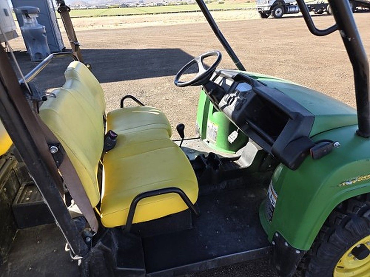 JOHN DEERE XUV855MS4 photo 3