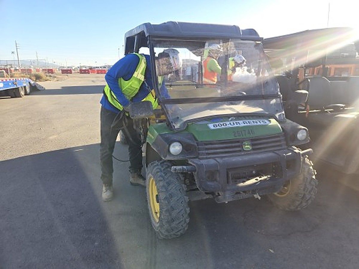 2021 JOHN DEERE XUV855MS4 for sale in Las Vegas, NV