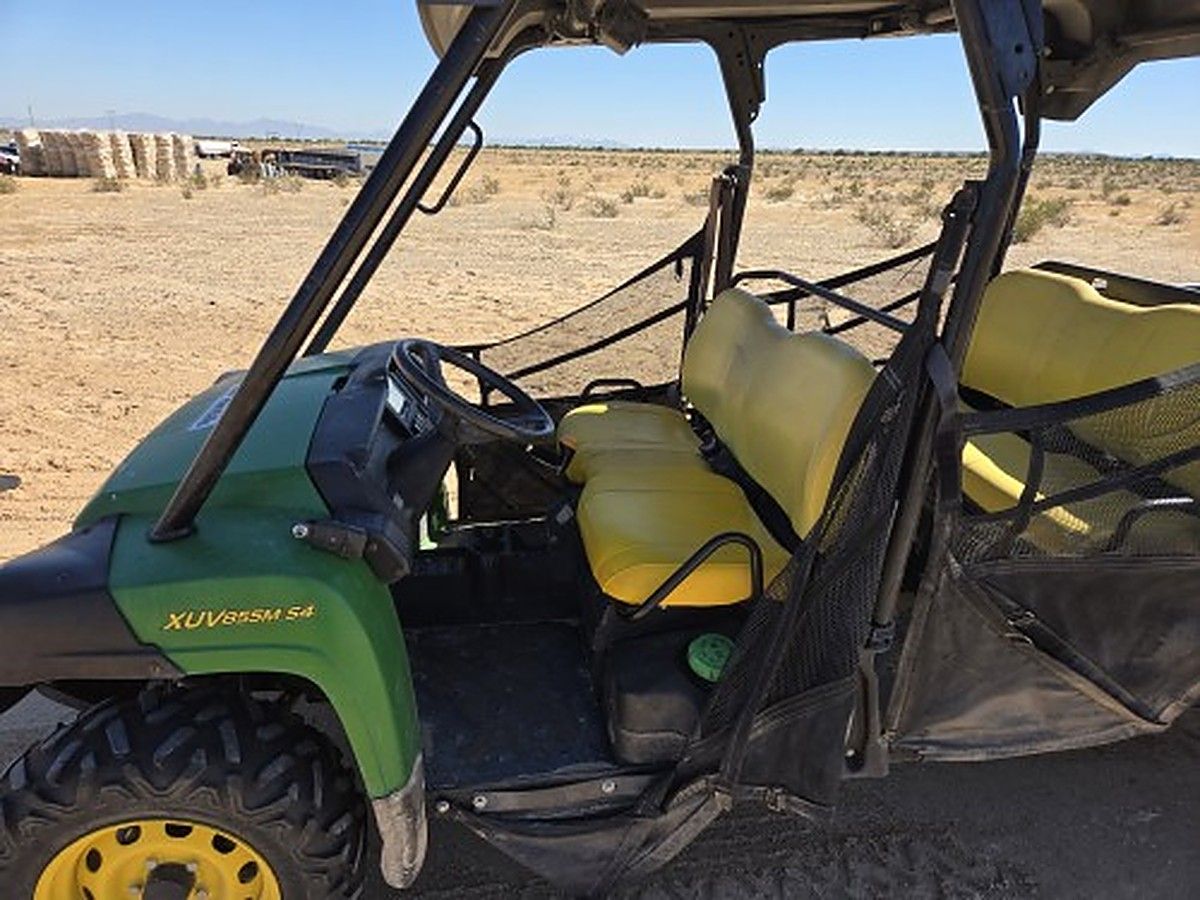JOHN DEERE XUV855MS4 photo 5