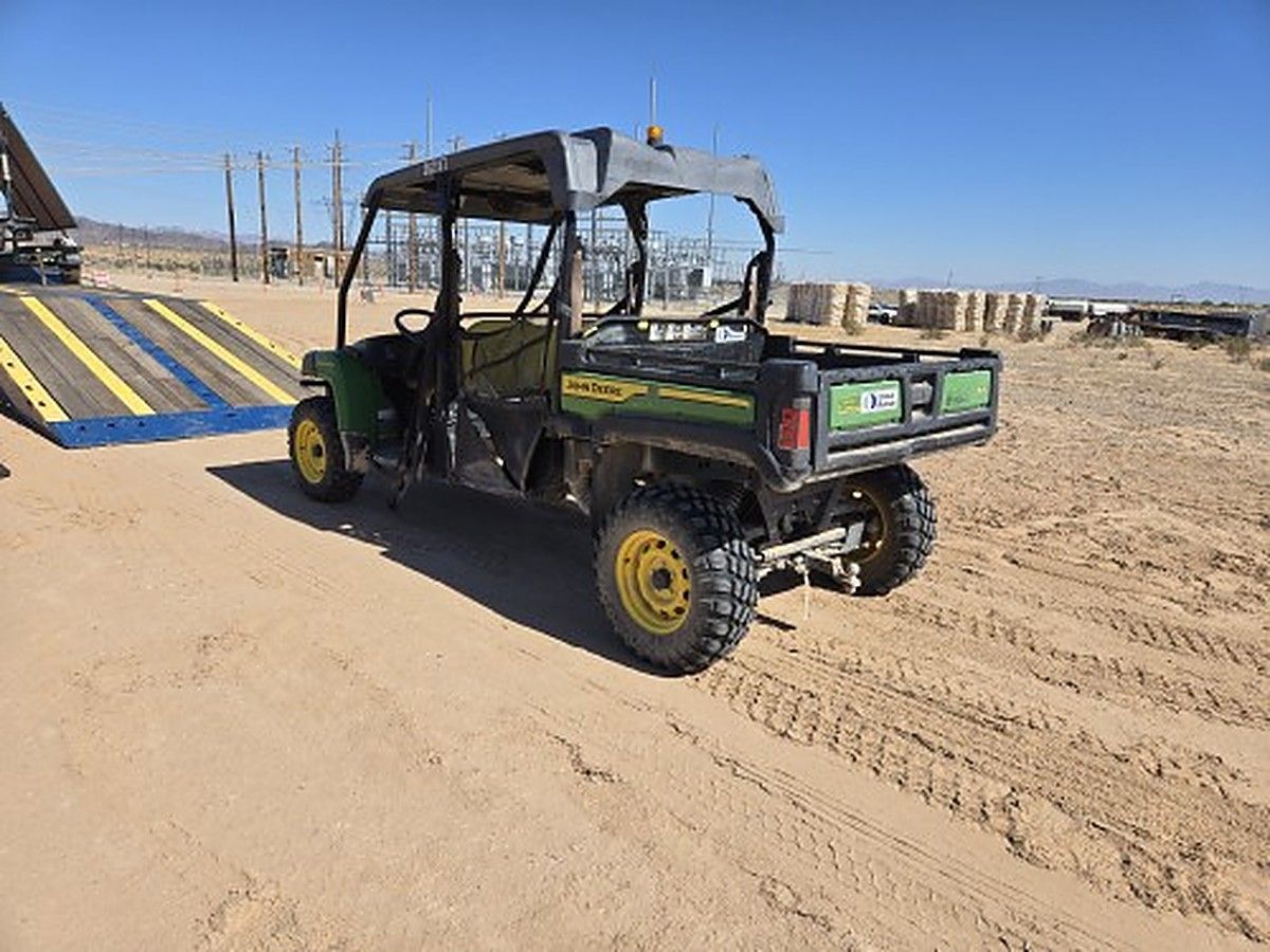 JOHN DEERE XUV855MS4 photo 9