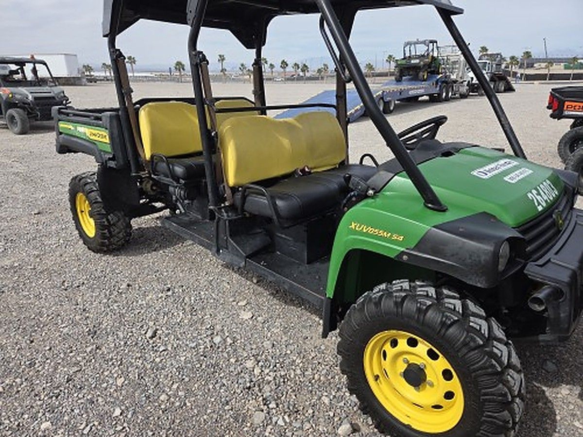 JOHN DEERE XUV855MS4 photo 2