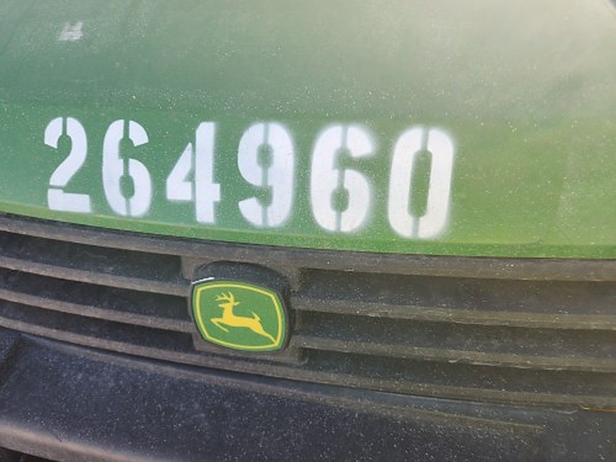 JOHN DEERE XUV855MS4 photo 4