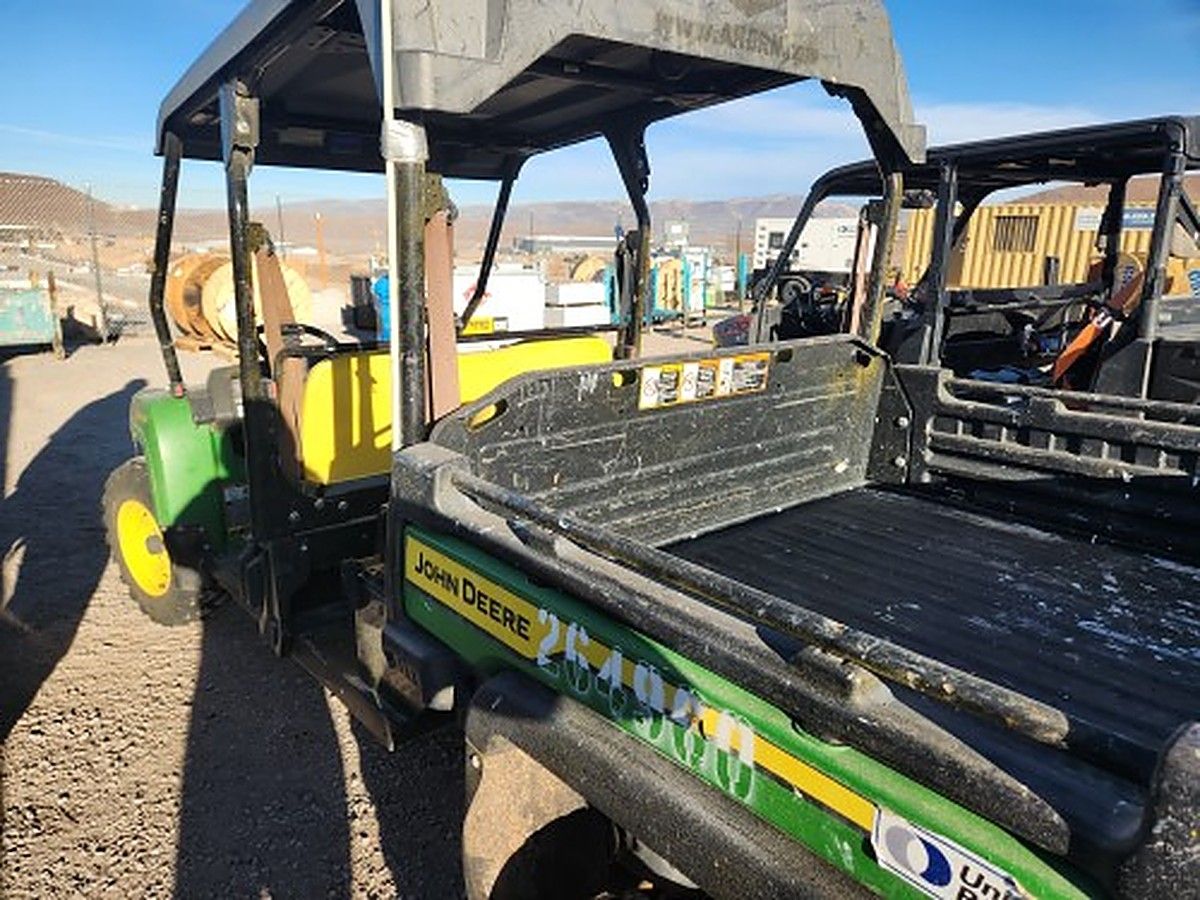JOHN DEERE XUV855MS4 photo 6