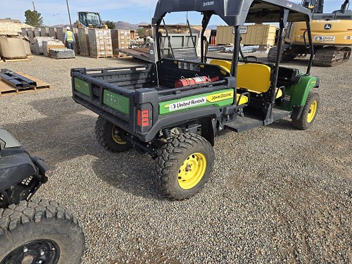 JOHN DEERE XUV855MS4 photo 3