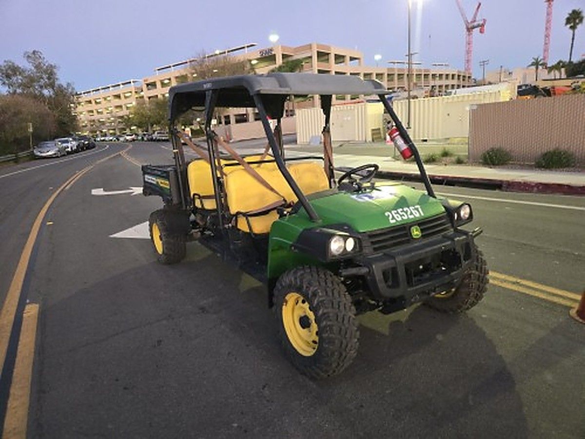 JOHN DEERE XUV855MS4 photo 3
