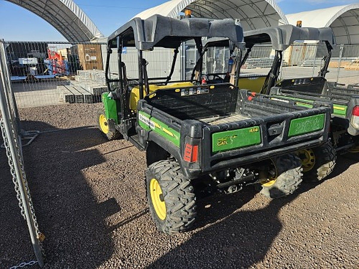 JOHN DEERE XUV855MS4 photo 3