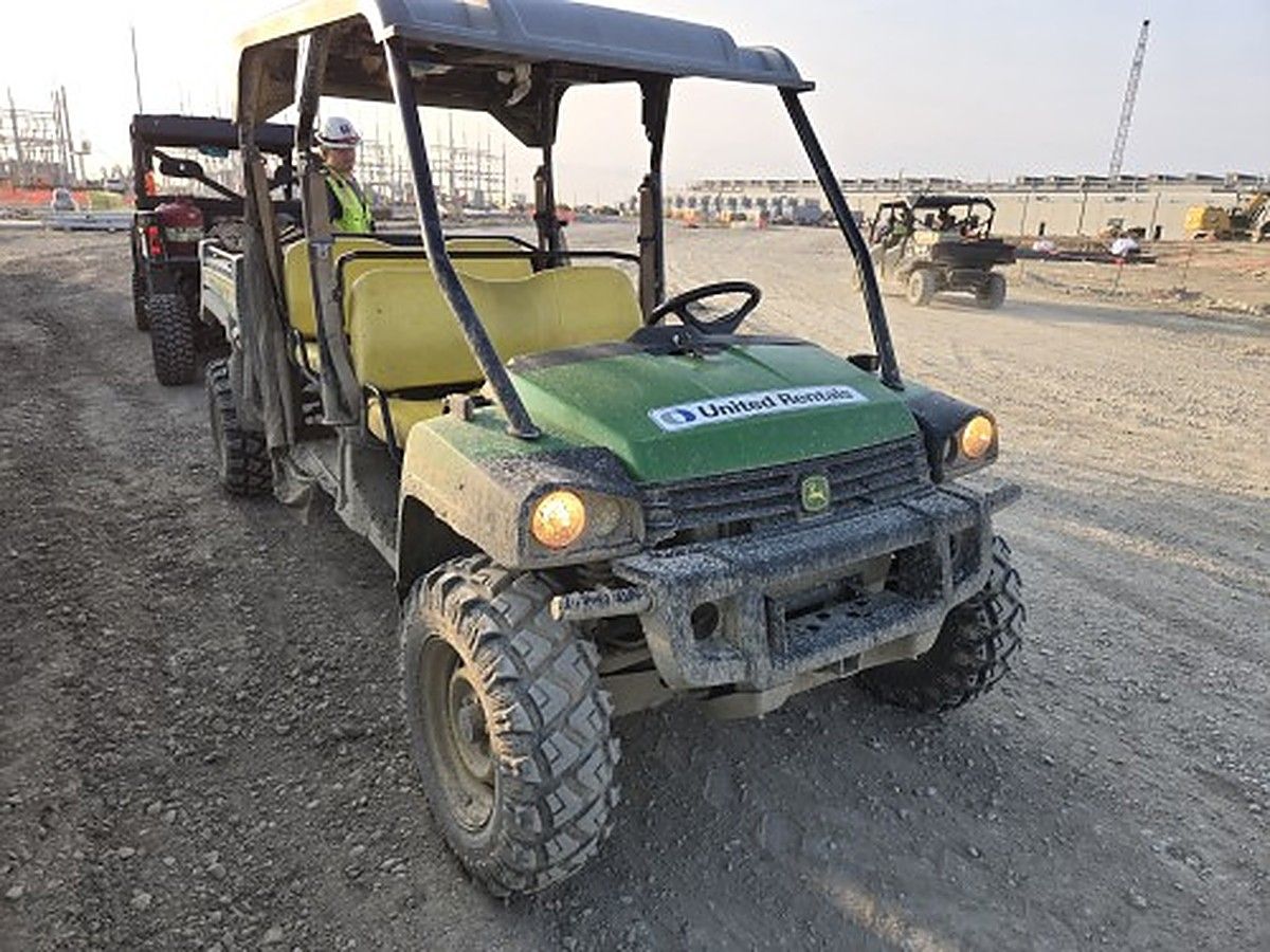 JOHN DEERE XUV855MS4 photo 5