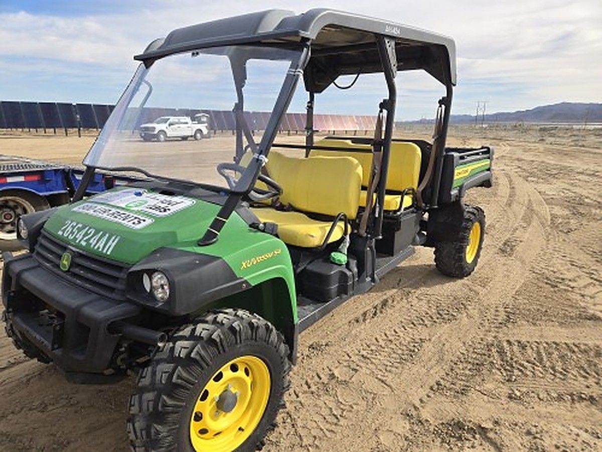 JOHN DEERE XUV855MS4 photo 2