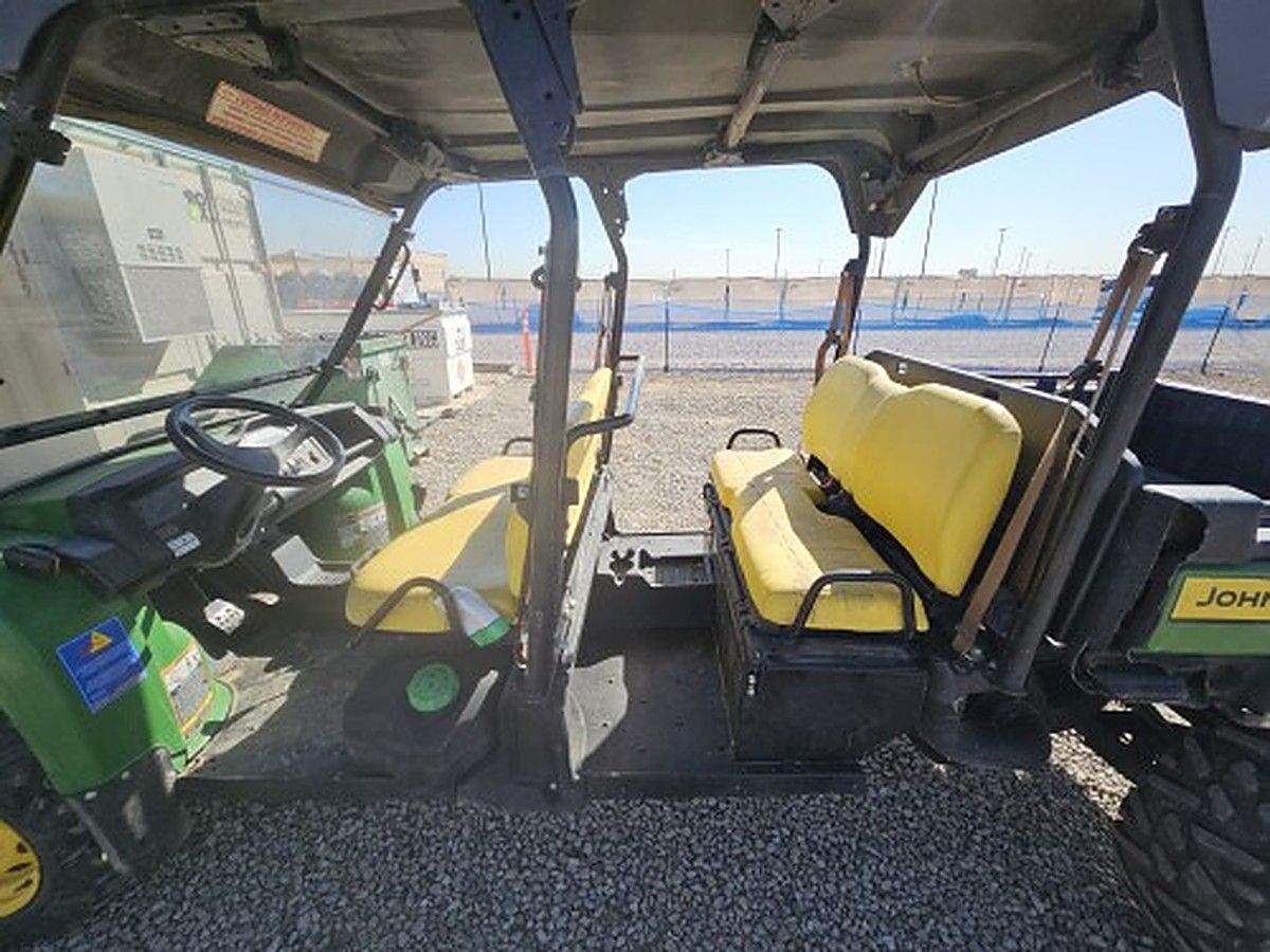 JOHN DEERE XUV855MS4 photo 5