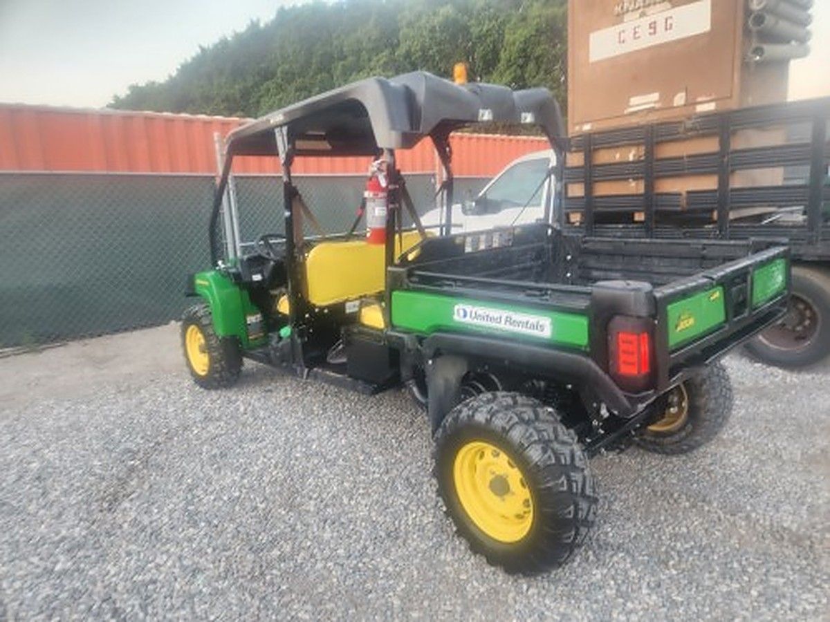 JOHN DEERE XUV855MS4 photo 4