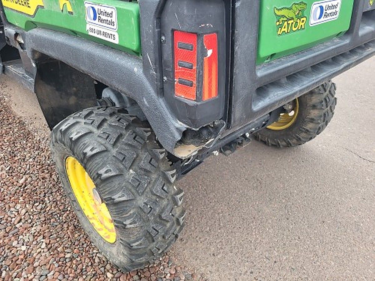 JOHN DEERE XUV855MS4 photo 10