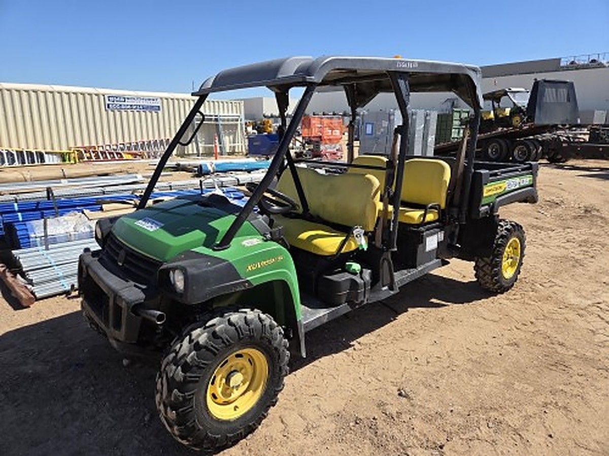 JOHN DEERE XUV855MS4 photo 3