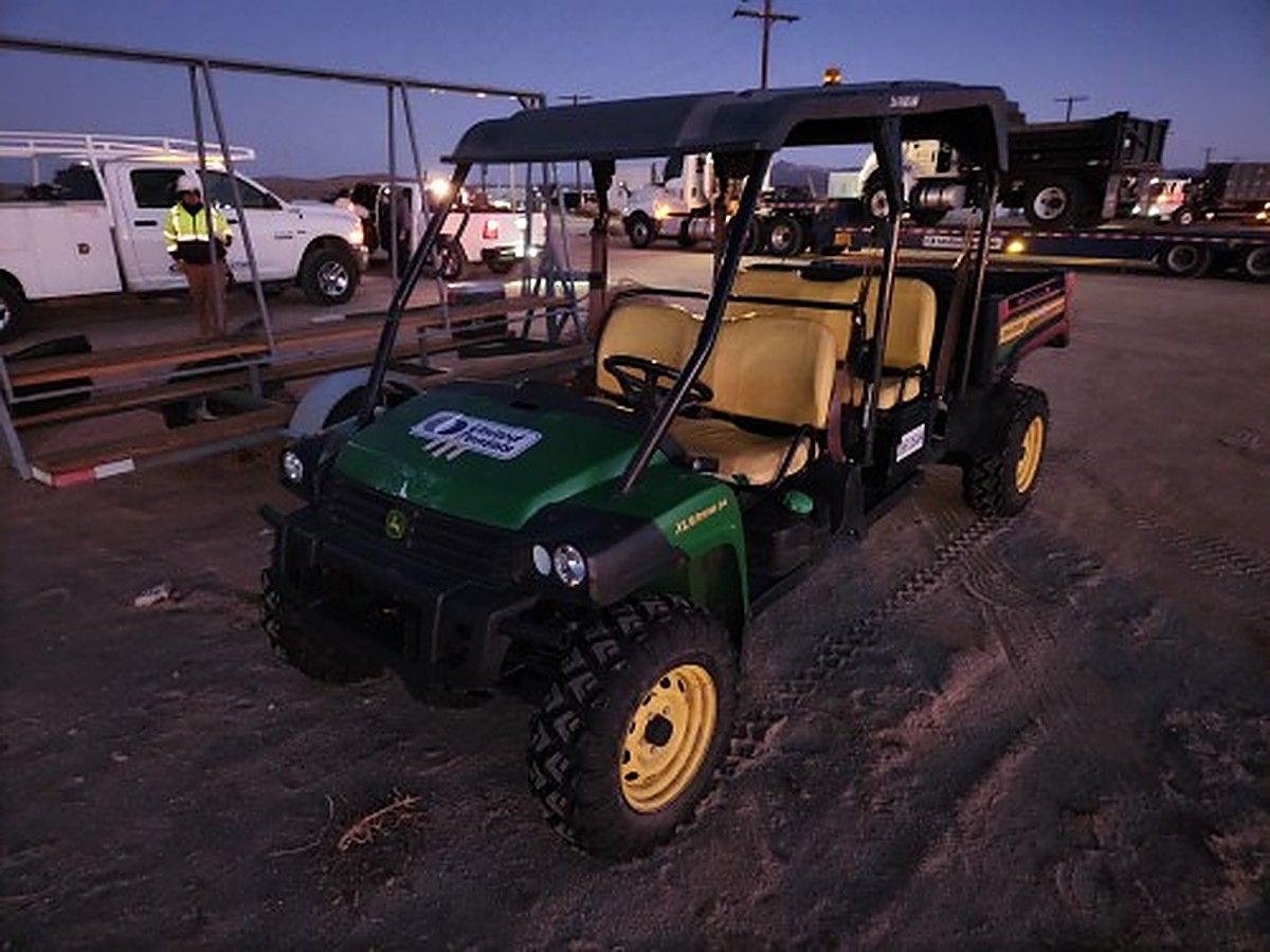 JOHN DEERE XUV855MS4 photo 4