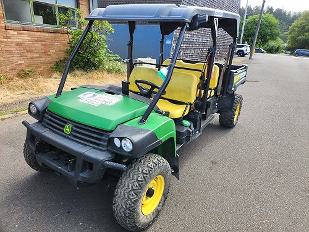 JOHN DEERE XUV855MS4 photo 4