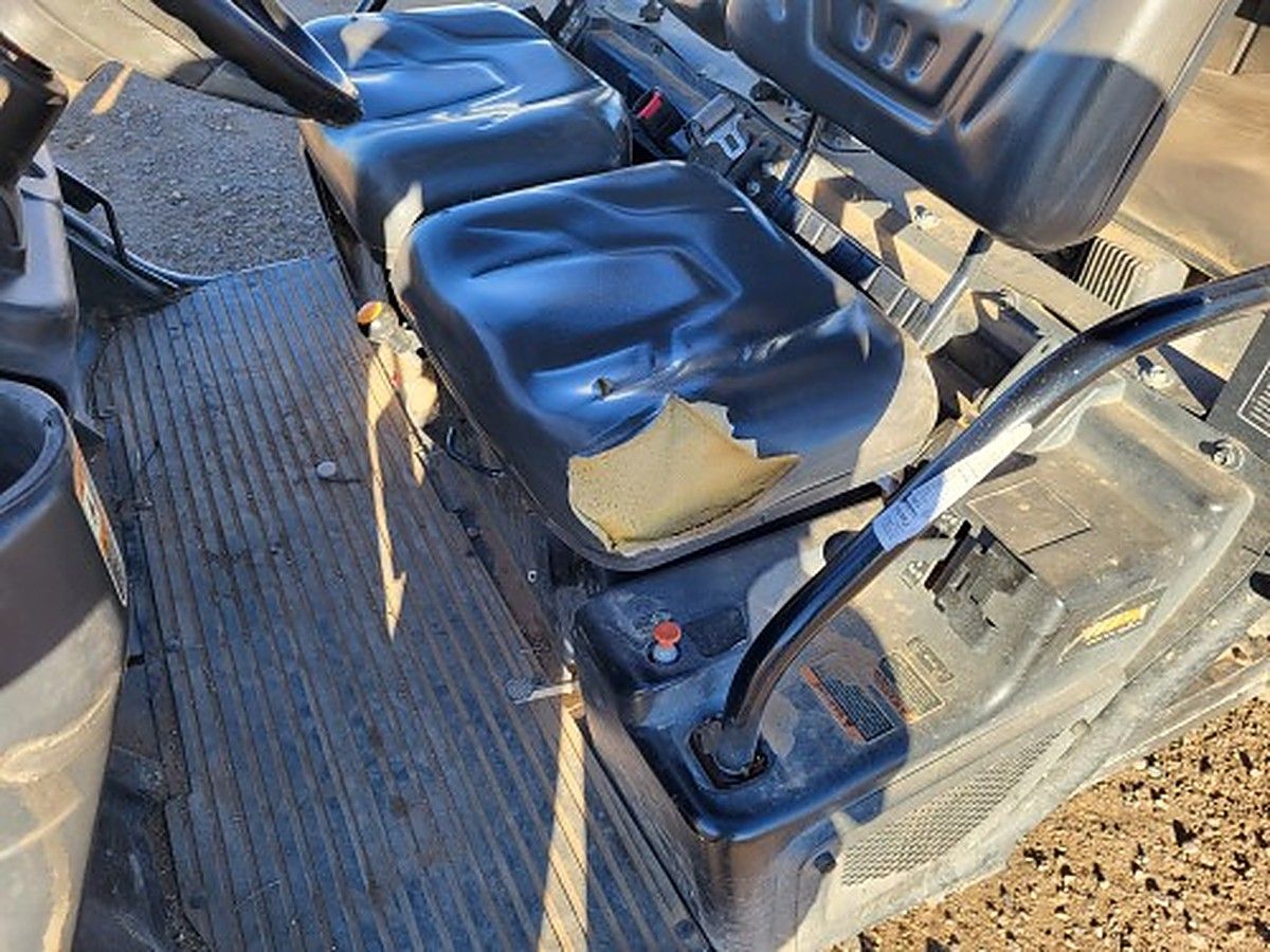 KUBOTA RTV-X1140W-H photo 10
