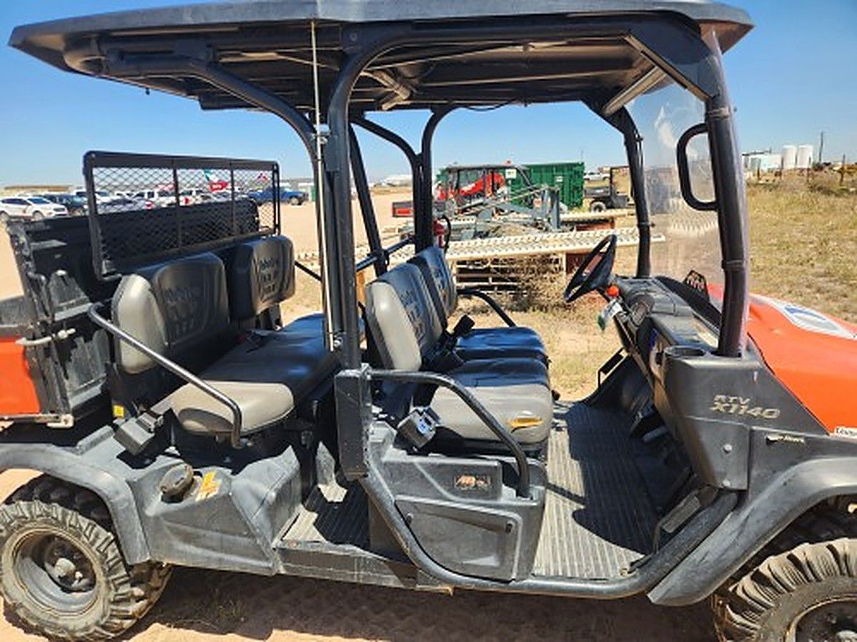 KUBOTA RTV-X1140W photo 11
