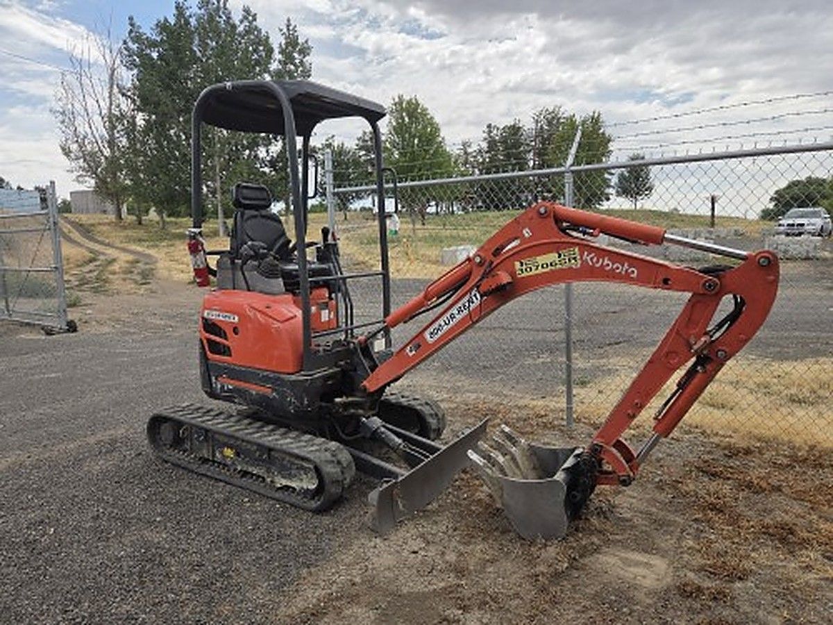 KUBOTA U17 photo 2