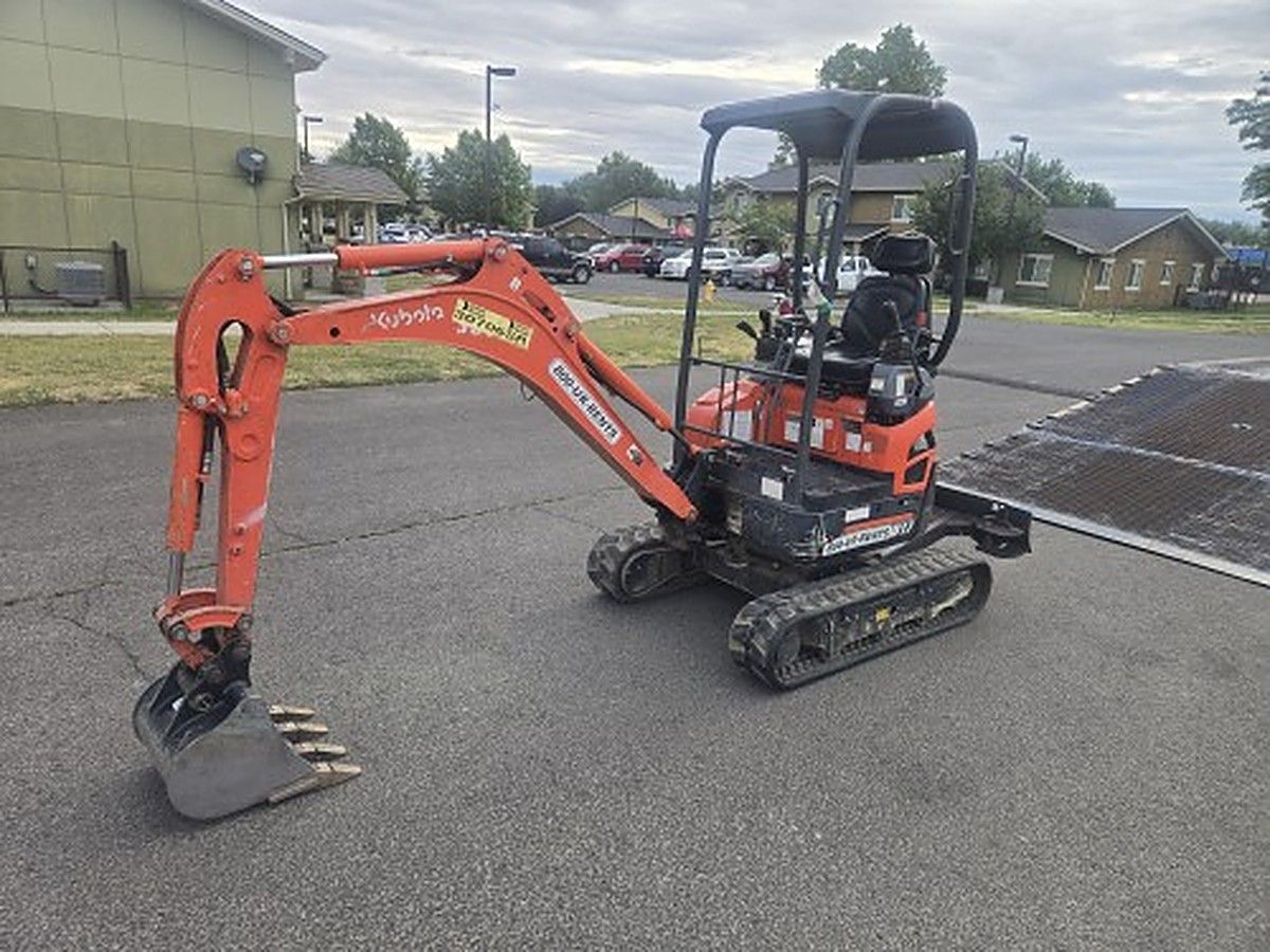 KUBOTA U17 photo 4