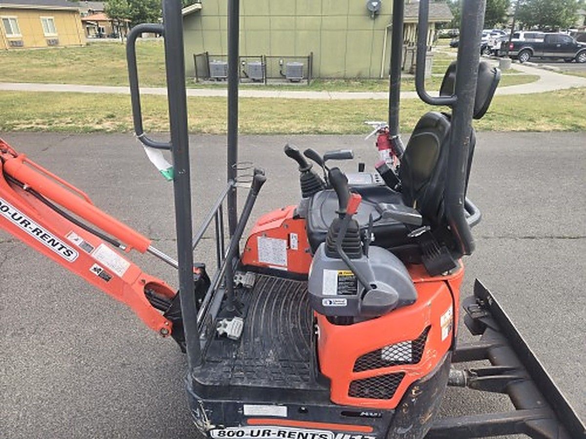 KUBOTA U17 photo 9