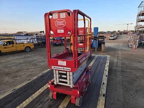 2021 MEC 1330SE Scissor Lift 10-13' Electric