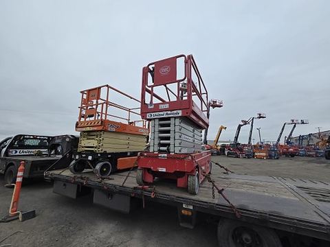 2021 MEC 4046SE Scissor Lift 39-40' Electric 45-48"Wide