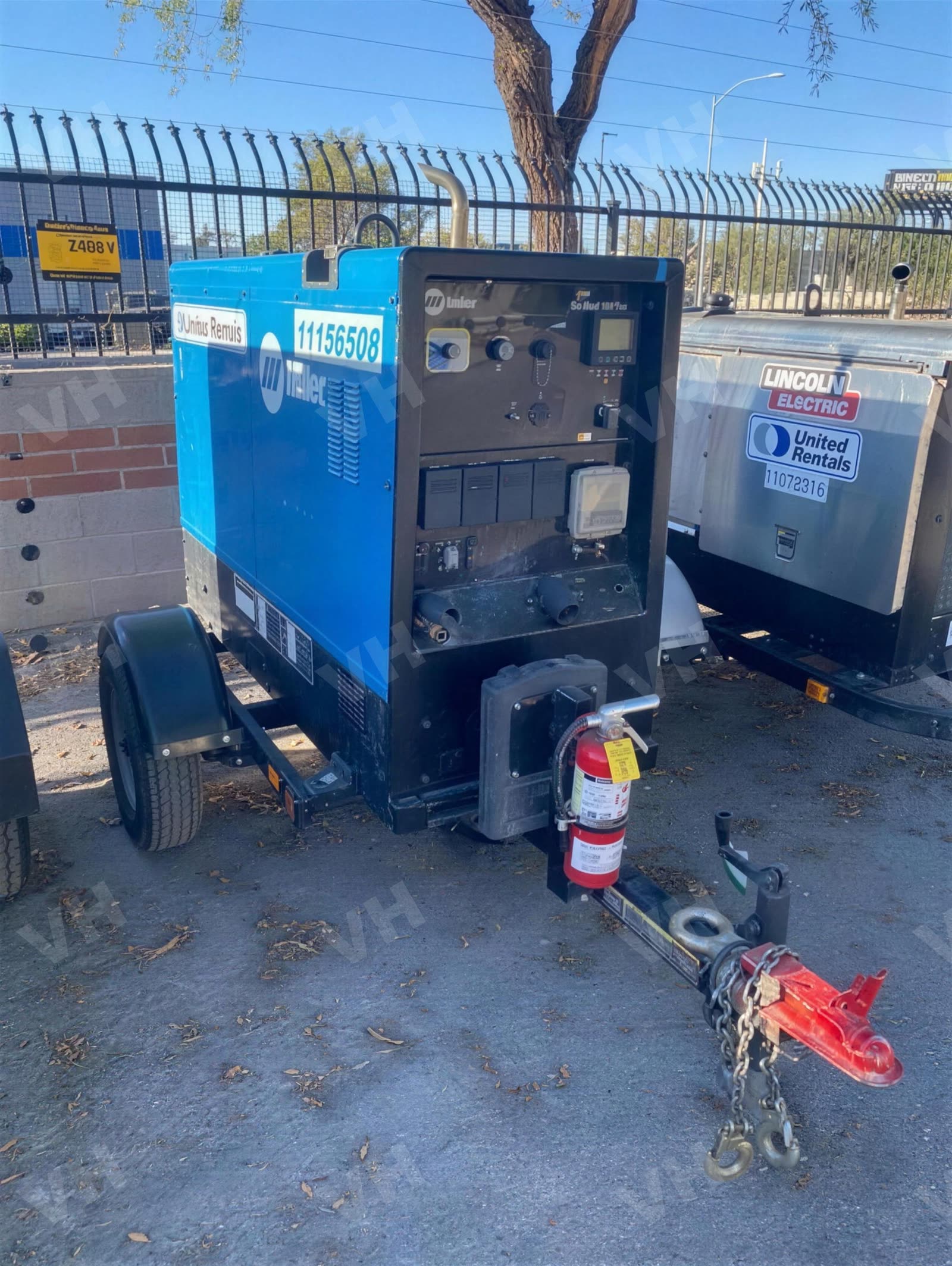 2021 Miller Big Blue 500 Pro Engine-Driven Welder/Generator photo 3
