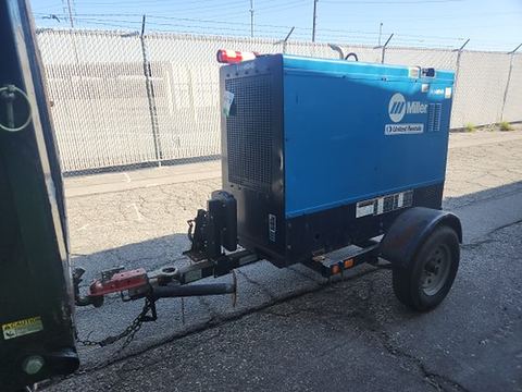 2021 MILLERELEC BIG BLUE 500PRO Welder Arc 500 Amp Dsl/Gas