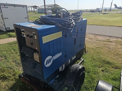 2021 MILLERELEC BIG BLUE 500PRO Welder Arc 500 Amp Dsl/Gas