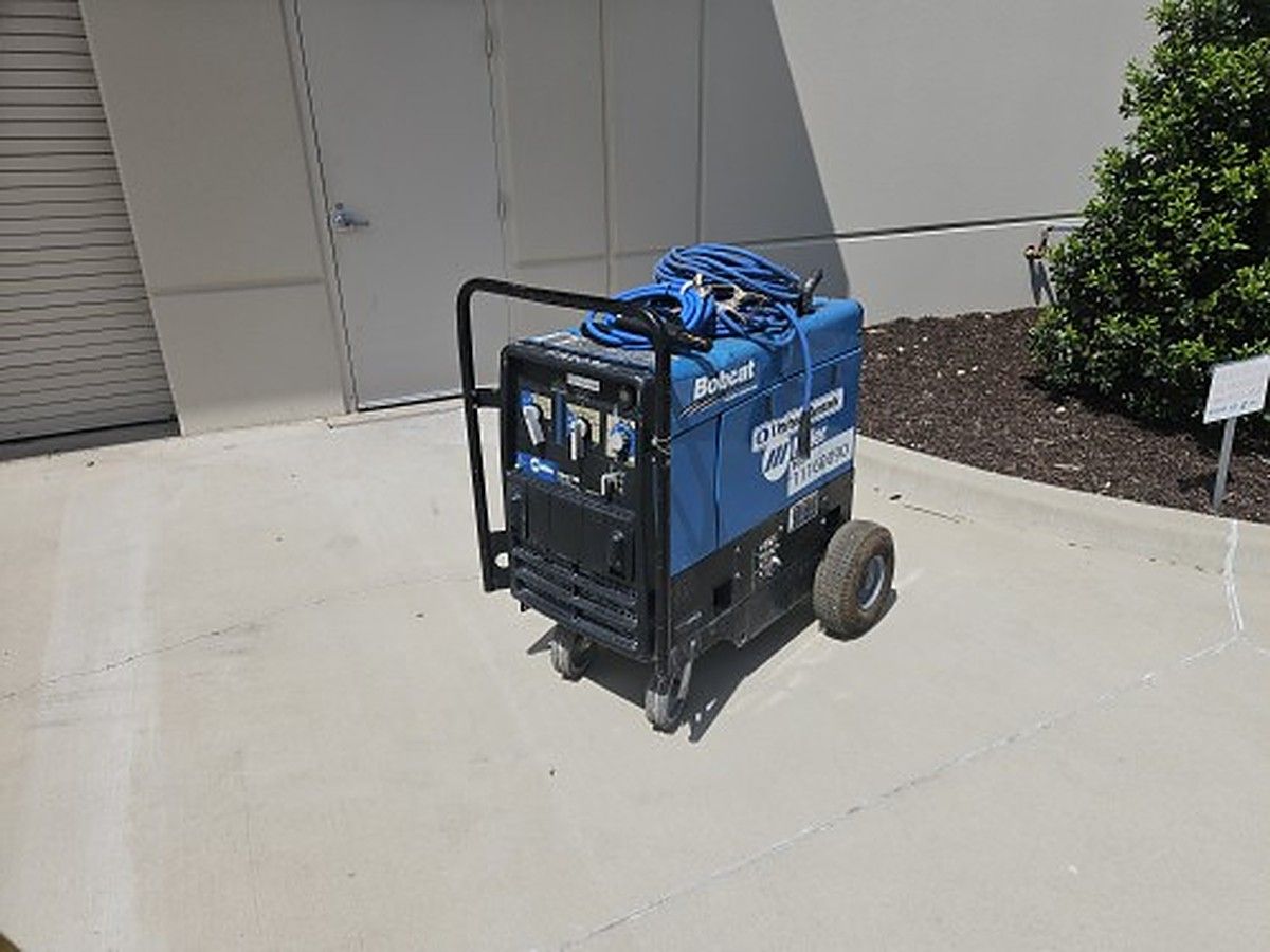MILLERELEC BOBCAT 260 photo 3