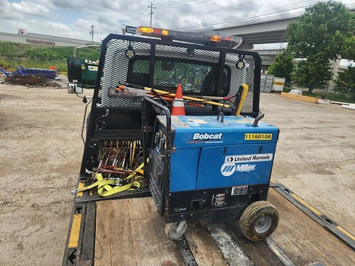 MILLERELEC BOBCAT 260 photo 7