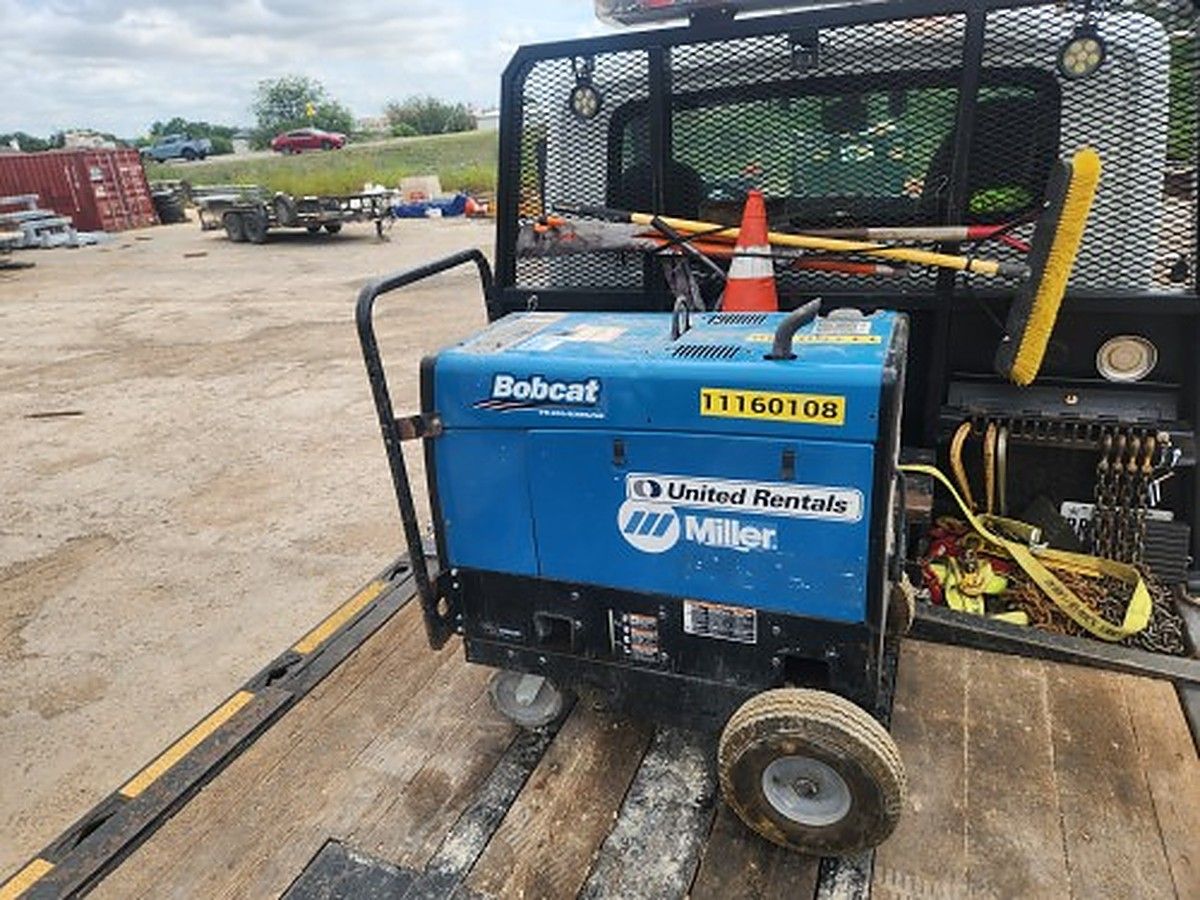 MILLERELEC BOBCAT 260 photo 9
