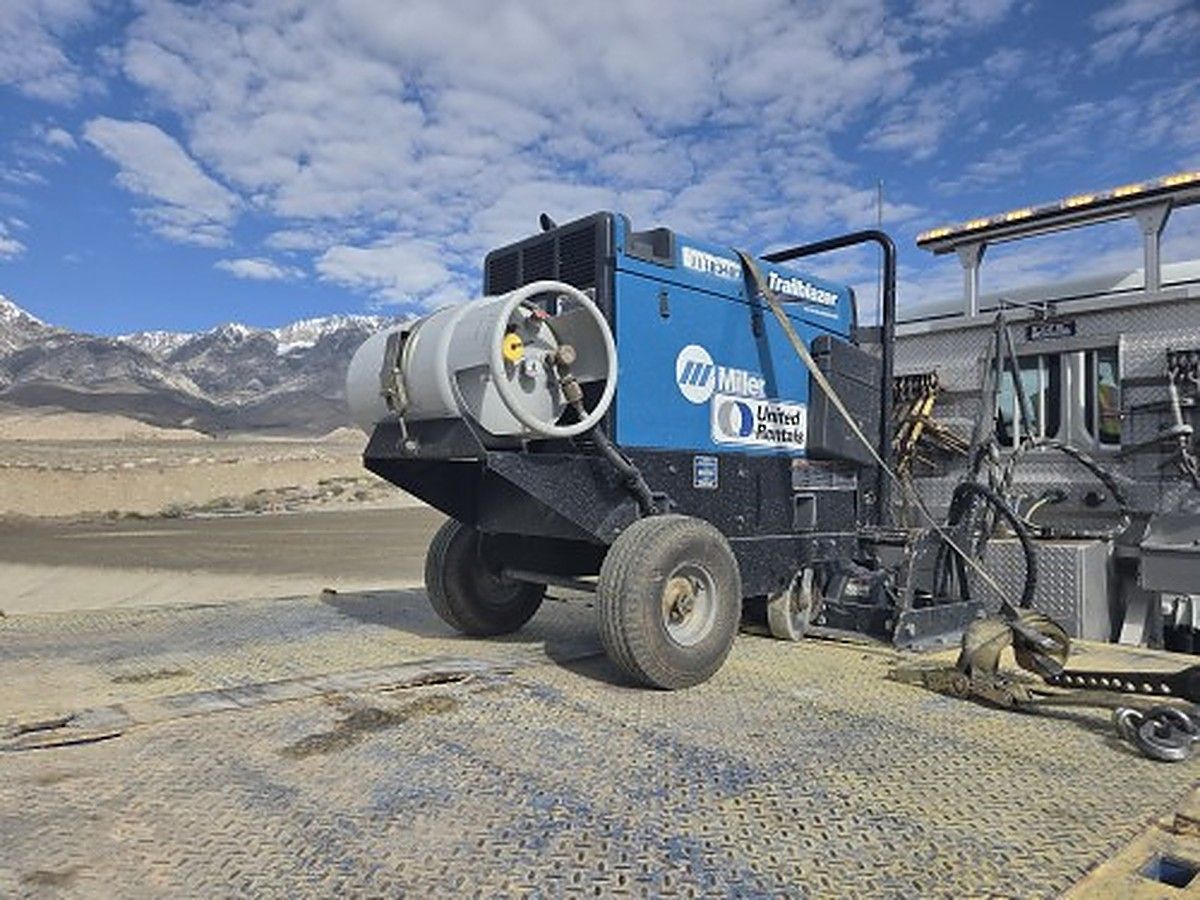 MILLERELEC TRAILBLAZER 325 photo 8