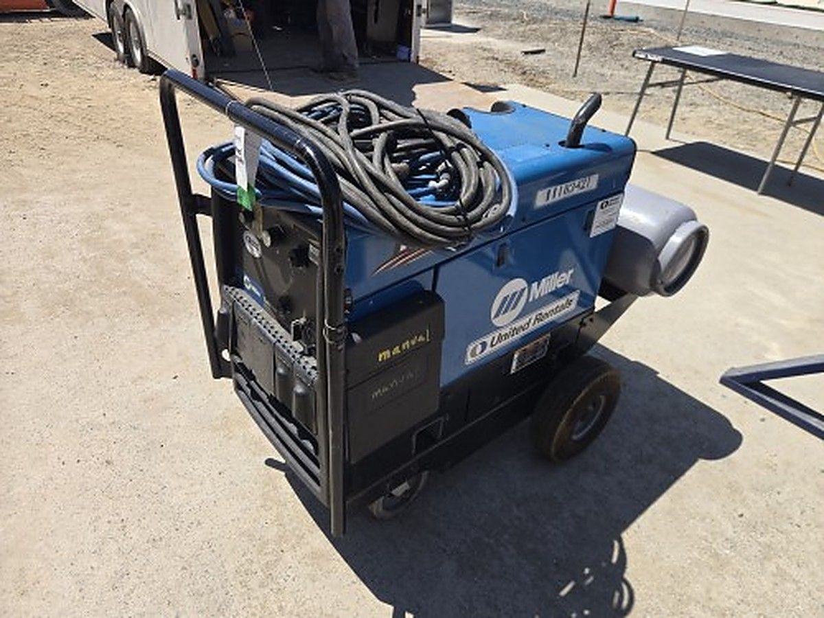 2021 MILLERELEC TRAILBLAZER 325 for sale in Las Vegas, NV
